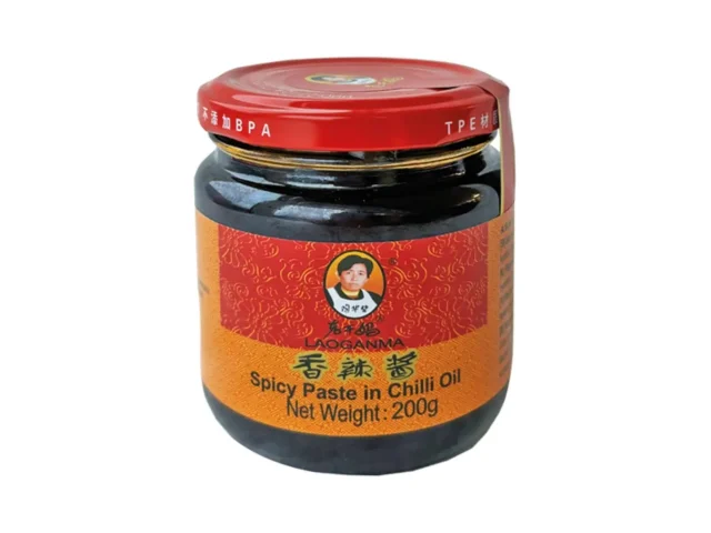 Lao Gan Ma chilli olej s fazolovou pastou 200 g &ndash; Sambalshop